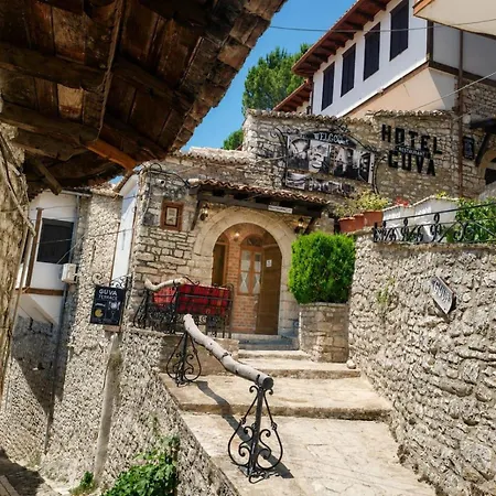 Guva Stone House Mangalem
