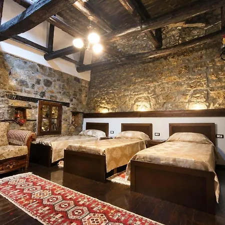 Сasa de vacaciones Guva Stone House Mangalem