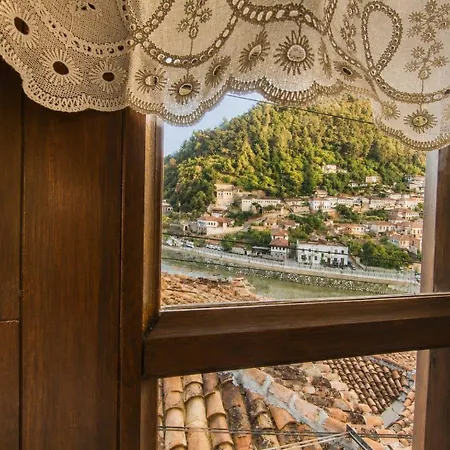 Guva Stone House Mangalem Ferienhaus Berat