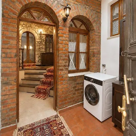 Guva Stone House Mangalem *