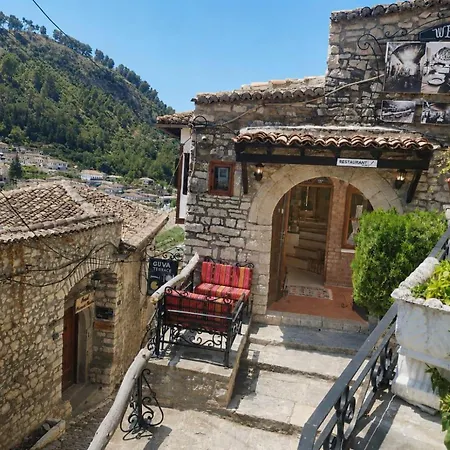 Ferienhaus Guva Stone House Mangalem Berat